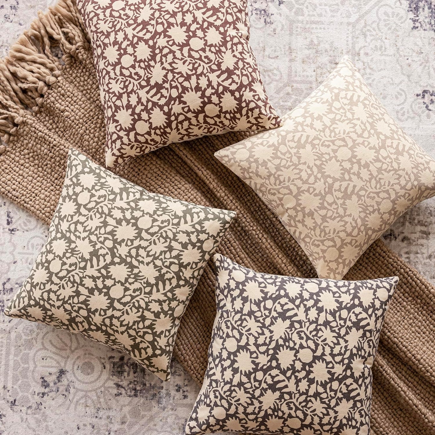 Foindtower Set of 2 Decorative Neutral Floral Throw Pillow Covers Accent Farmhouse Cushion Covers Boho Vintage Pillowcase for Couch Sofa Bedroom Living Room Home Decor Outdoor,20×20 Inch,Ivory Beige