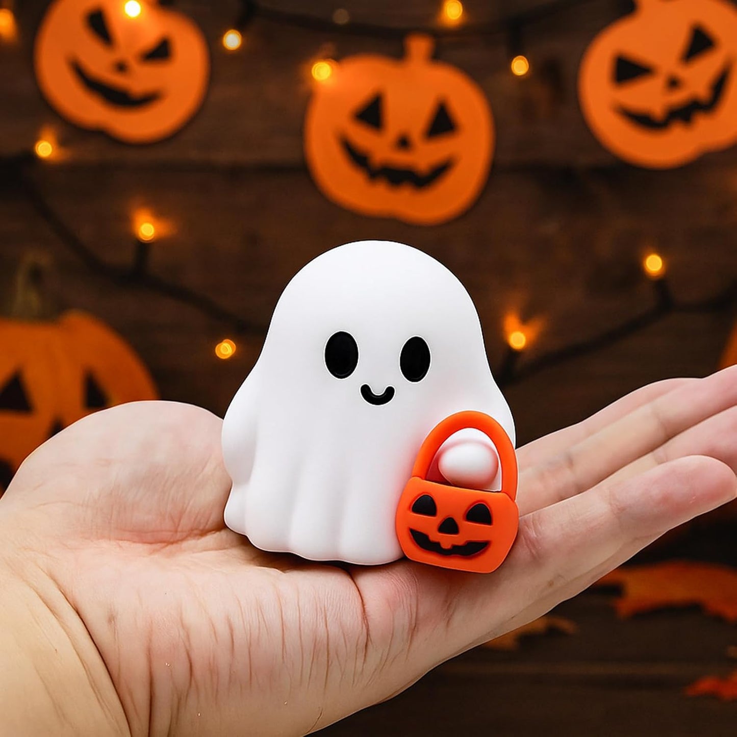 Halloween Ghost Figurine, Funny Spooky Resin Ghost with Pumpkin Basket Statue, Cute Decor for Halloween Decorations Indoor, Porch and Indoor Spooky Home Decor Gifts