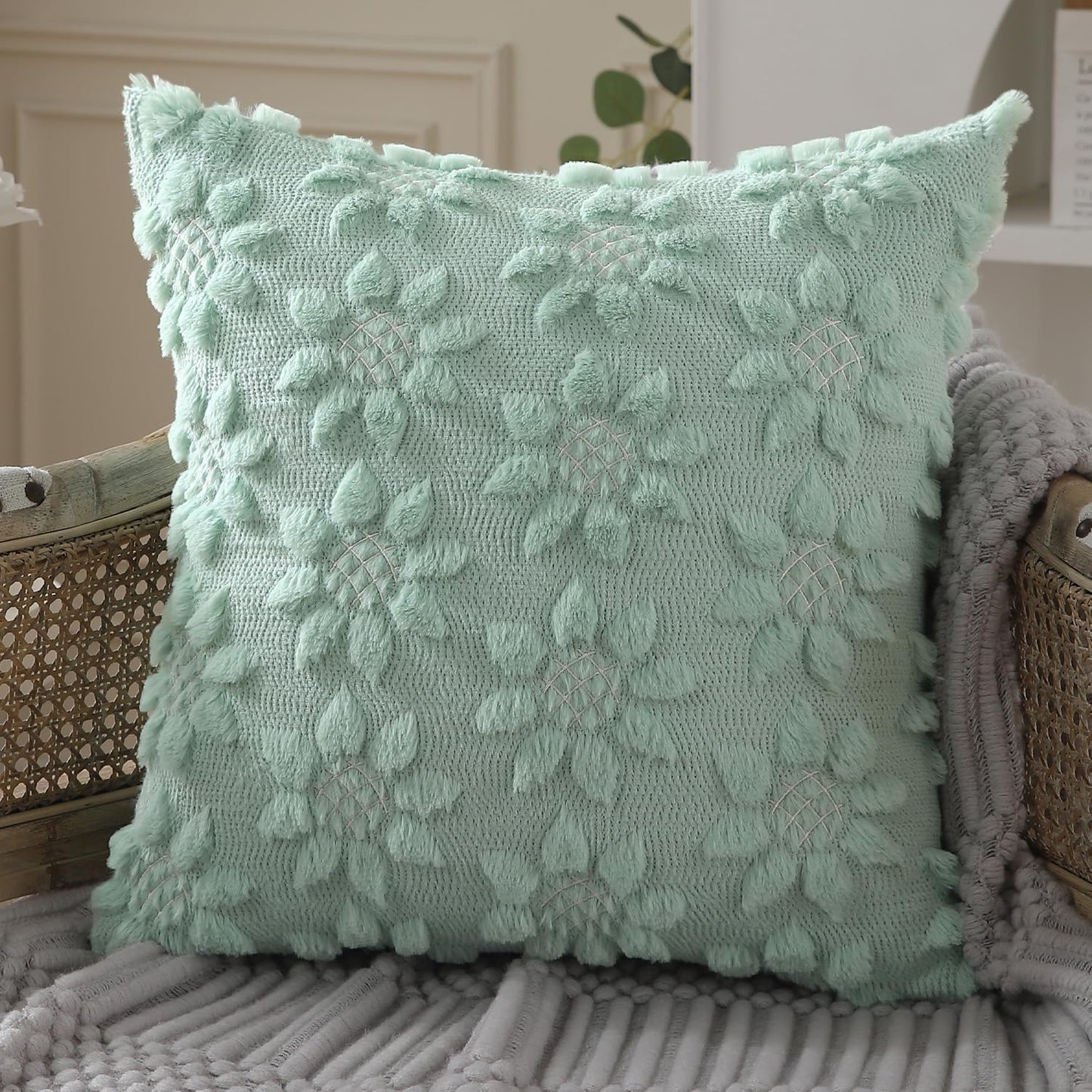 DFXSZ Spring Summer Pillow Covers 20x20 inch Set of 2 Farmhouse Decor White Flower Heart Sunflower Green Soft Plush Faux Fur Jacquard Throw Pillows for Sofa Holiday Spring Home Decor PTK024F20