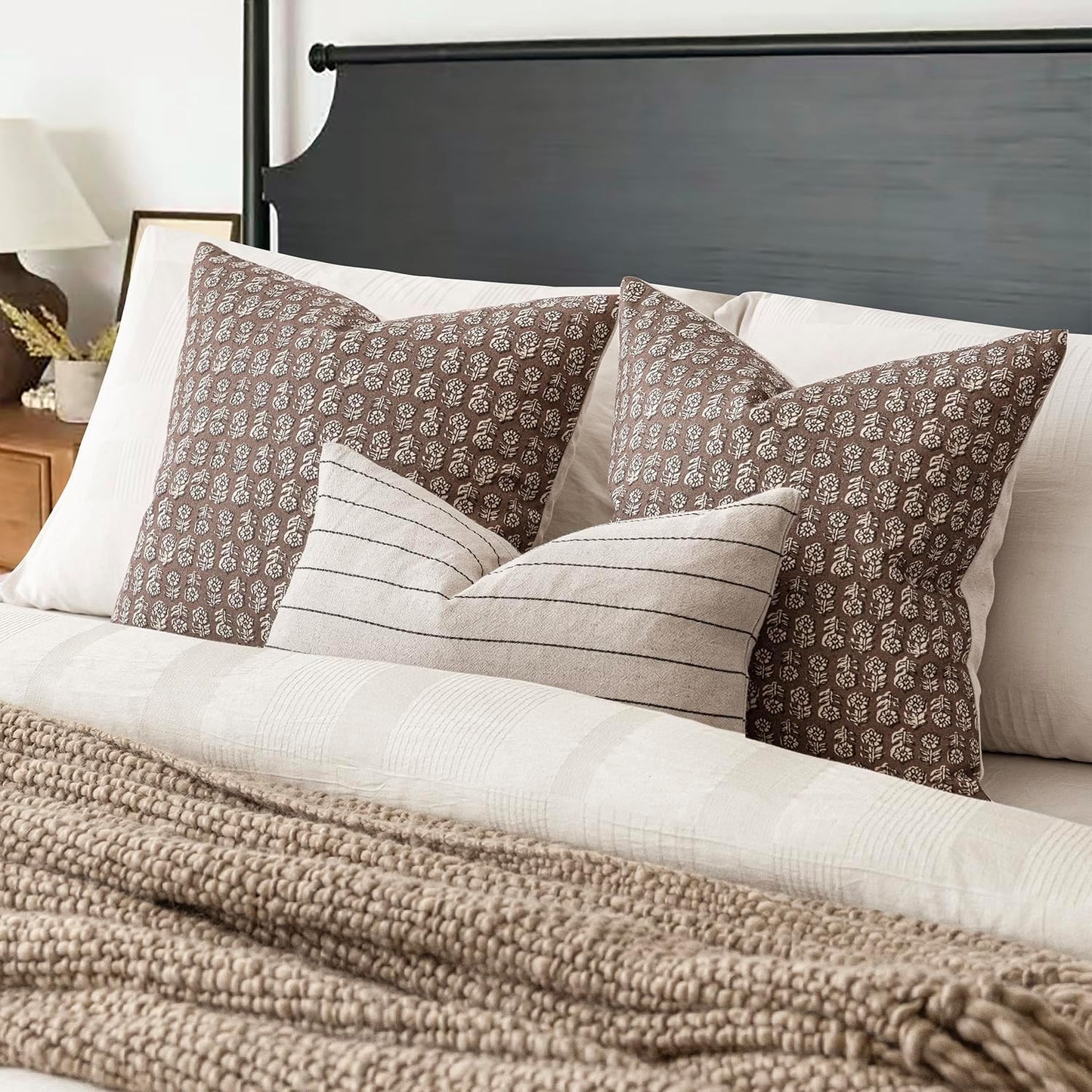 Foindtower Set of 2 Decorative Neutral Floral Print Throw Pillow Covers Vintage Accent Farmhouse Cushion Covers Boho Home Decor for Sofa Couch Chair Bedroom Living Room Outdoor,22×22 Inch,Brown