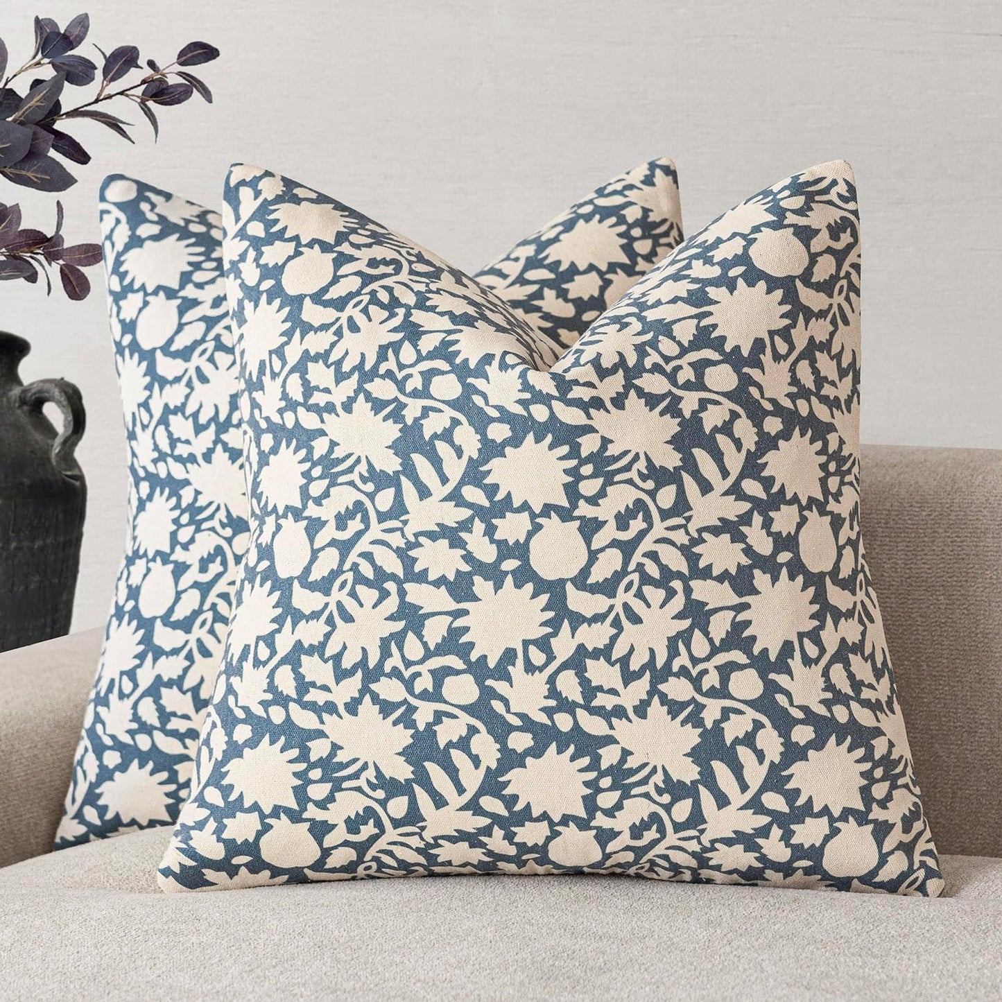 Foindtower Set of 2 Decorative Neutral Floral Throw Pillow Covers Accent Farmhouse Cushion Covers Boho Vintage Pillowcase for Couch Sofa Bedroom Living Room Home Decor Outdoor,18×18 Inch,Dusty Blue