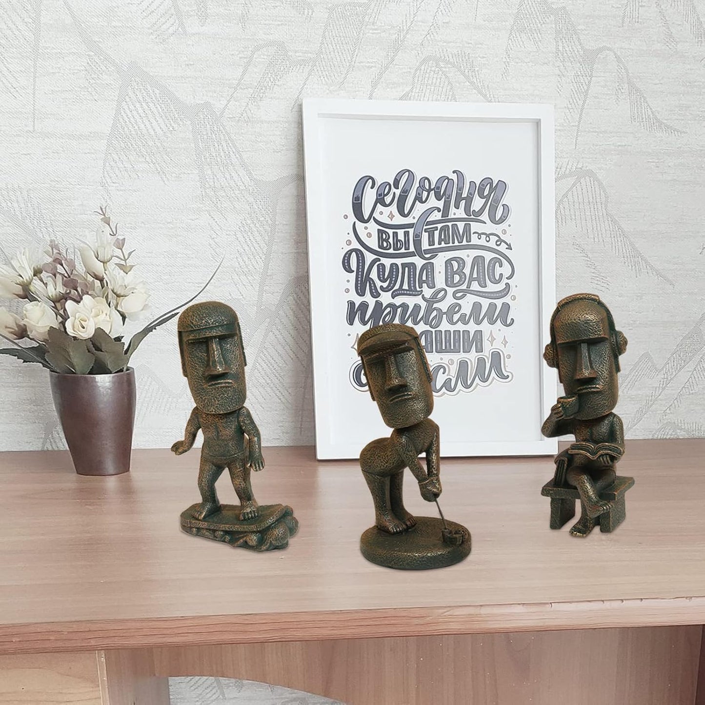 Moai Statue Decor - 6 Inch Easter Island Oranment Resin Stone Decoration for Room Accessories Antique Sculpture for Office Desktop (Play The Guitar)