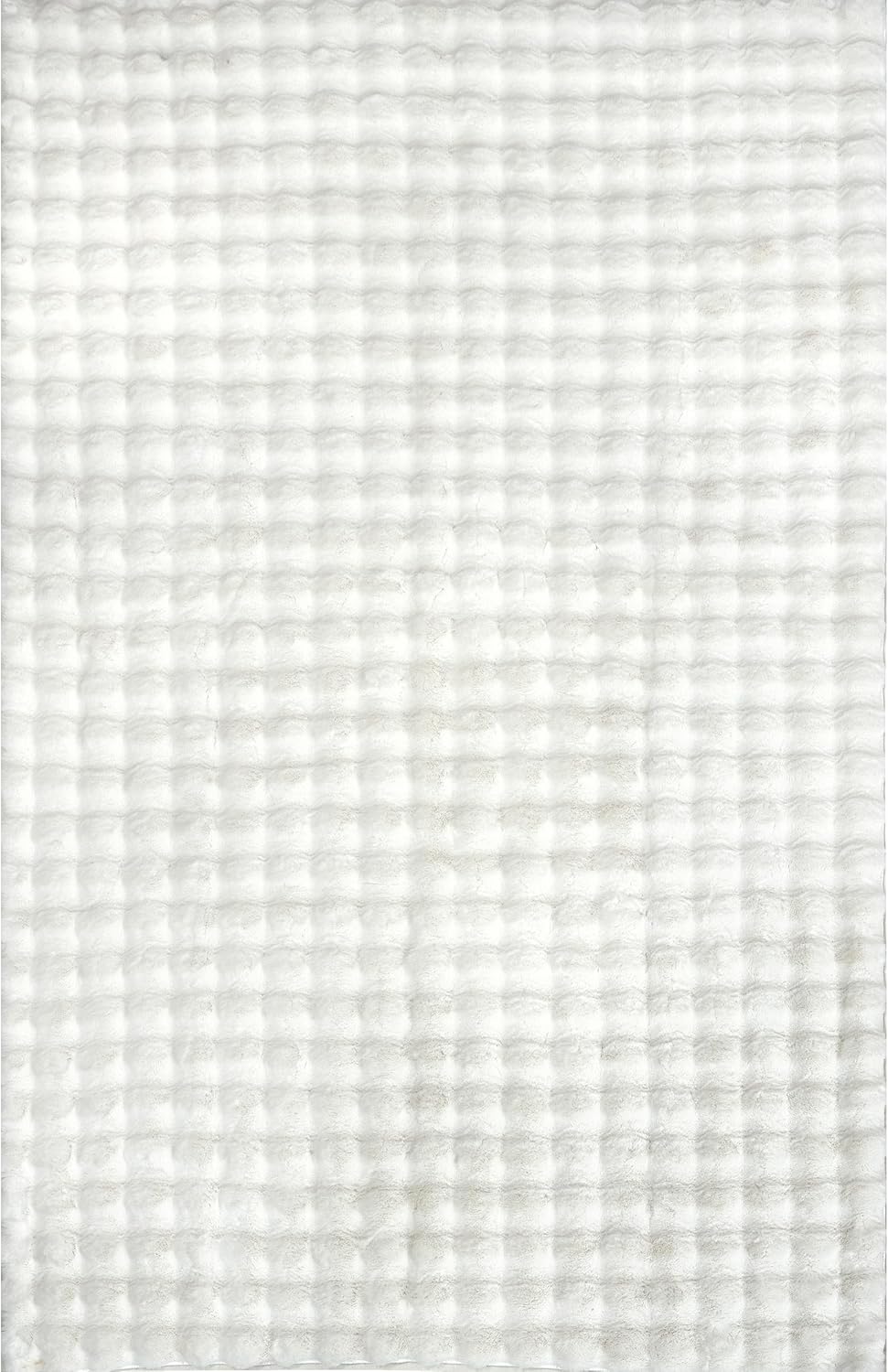 nuLOOM Jeni Solid Faux Rabbit Machine Washable Area Rug, 6x9, Off-White