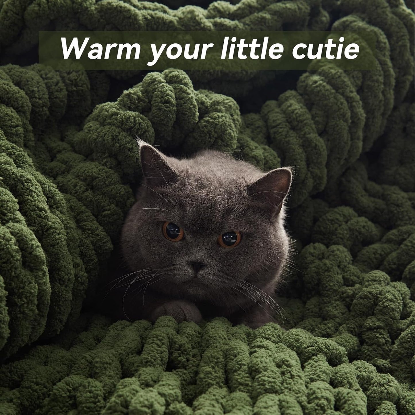 Chunky Knit Throw Blanket, 40''*50'' Knitted Throw Chenille Yarn for Bed Couch, Handmade Green Crochet Big Thick Blanket, Machine Washable Cute Comfy Blanket for Home Decor