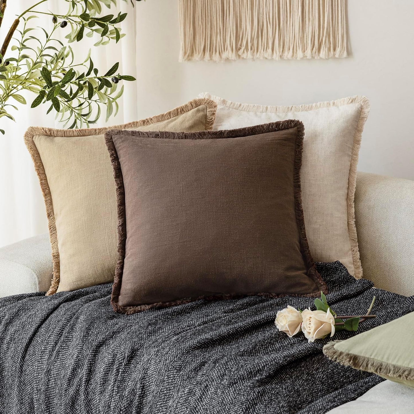 Foindtower Set of 2 Decorative Linen Fringe Lumbar Throw Pillow Covers Farmhouse Cushion Cover with Tassels Soft Accent Pillowcase for Couch Sofa Bed Living Room Home Decor,12×20 Inch,Reddish Brown