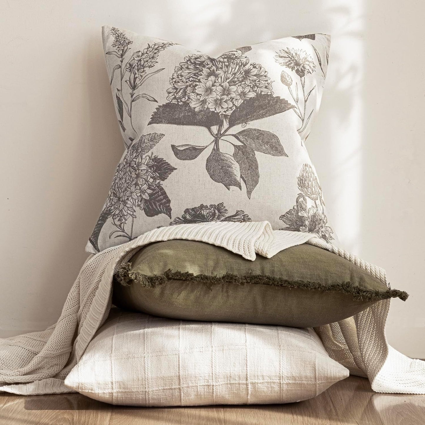 Foindtower Set of 2 Linen Floral Throw Pillow Covers Vintage Accent Print Decorative Cushion Covers Farmhouse Boho Home Decor for Sofa Chair Couch Bedroom Living Room Outdoor,22×22 Inch,Light Gray