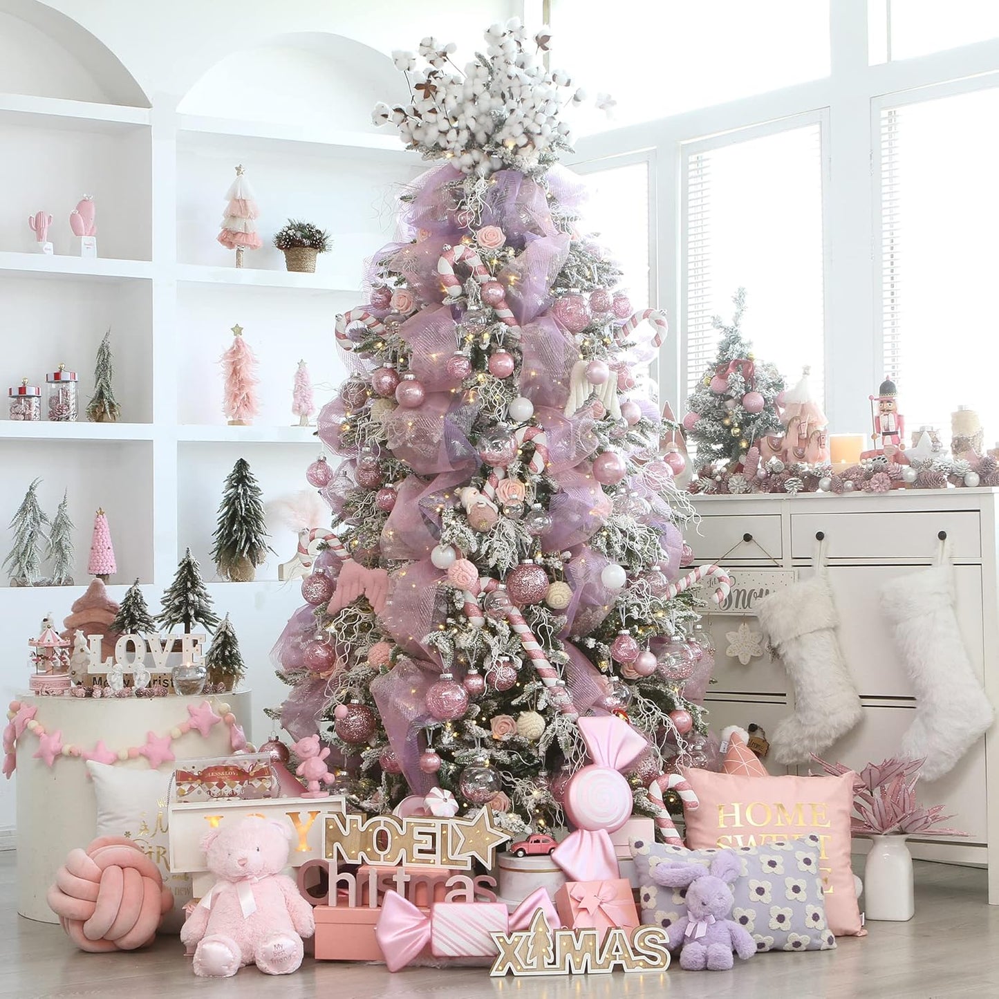 Sea Team 60mm/2.36" Shatterproof Clear Plastic Christmas Tree Ball Ornaments Set, Decorative Hanging Transparent Xmas Baubles with Stuffed Delicate Decorations (30 Counts, Pink)