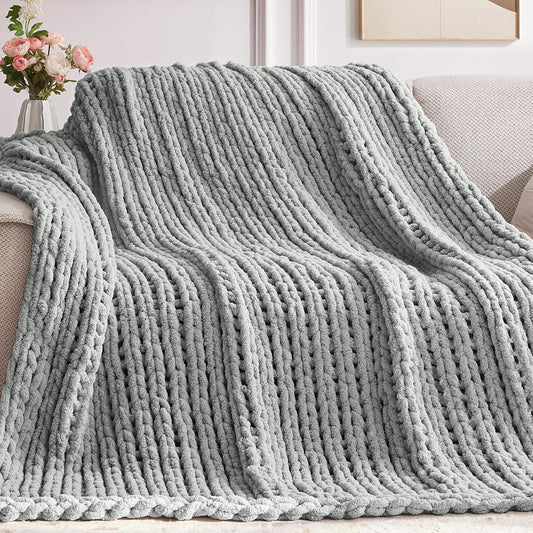 Chunky Knit Throw Blanket, 40''*50'' Knitted Throw Chenille Yarn for Bed Couch, Handmade Light Grey Crochet Big Thick Blanket, Machine Washable Cute Comfy Blanket for Home Decor