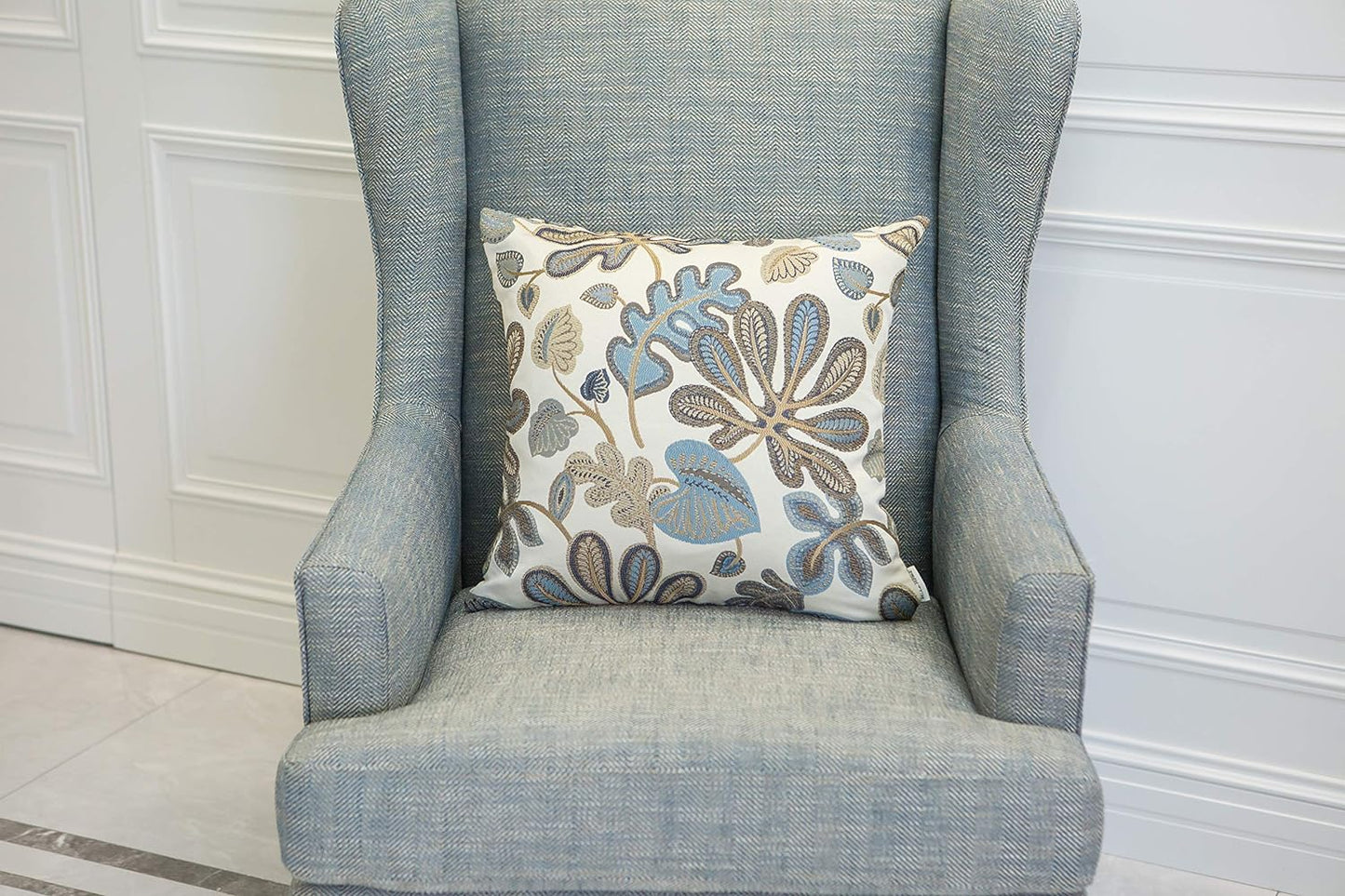 Set of 2 Jacquard Tropical Leaf Pattern Throw Pillow Covers Decorative Pillowcase 20X20 Inches,Blue Cream