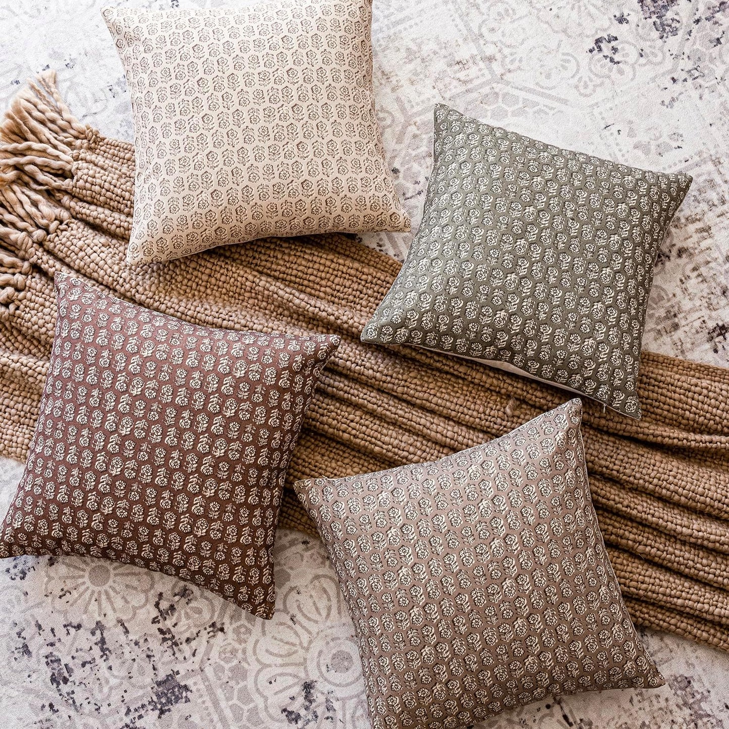 Foindtower Set of 2 Decorative Vintage Floral Print Throw Pillow Covers Neutral Modern Farmhouse Cushion Covers Boho Home Decor for Sofa Couch Chair Bedroom Living Room Outdoor,22×22 Inch,Wine Red